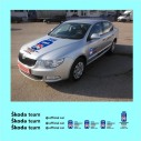 Š Superb oficial car 2009 1:43